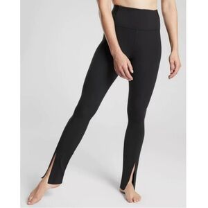 Black High-Waisted Split- Leg Women's Leggings - Athleta Aura Split Pant